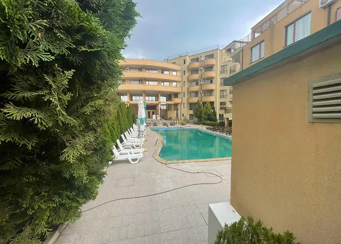 아파트 Quiet 1-bed Flat In Antonia Complex By Flat Mаnager